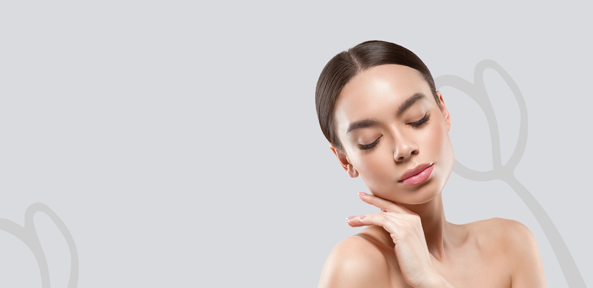 Cuidamos y ayudamos a recuperar tu belleza y juventud en un entorno seguro y responsable.